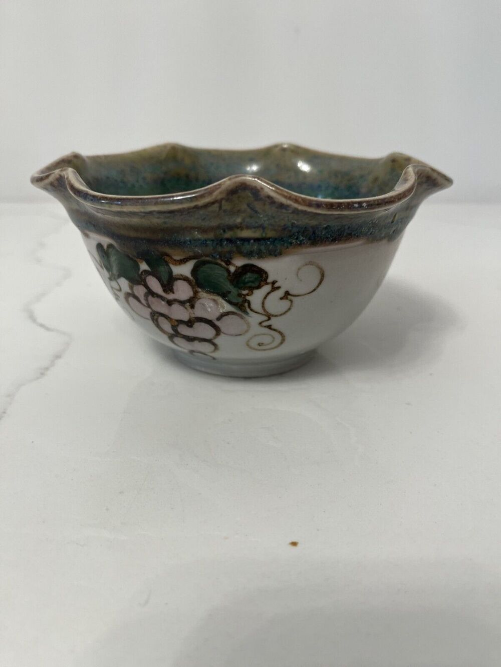 Pottery Bowl Jensen Turnage Studio Art Grape Vines Ruffled VTG Cottage Boho